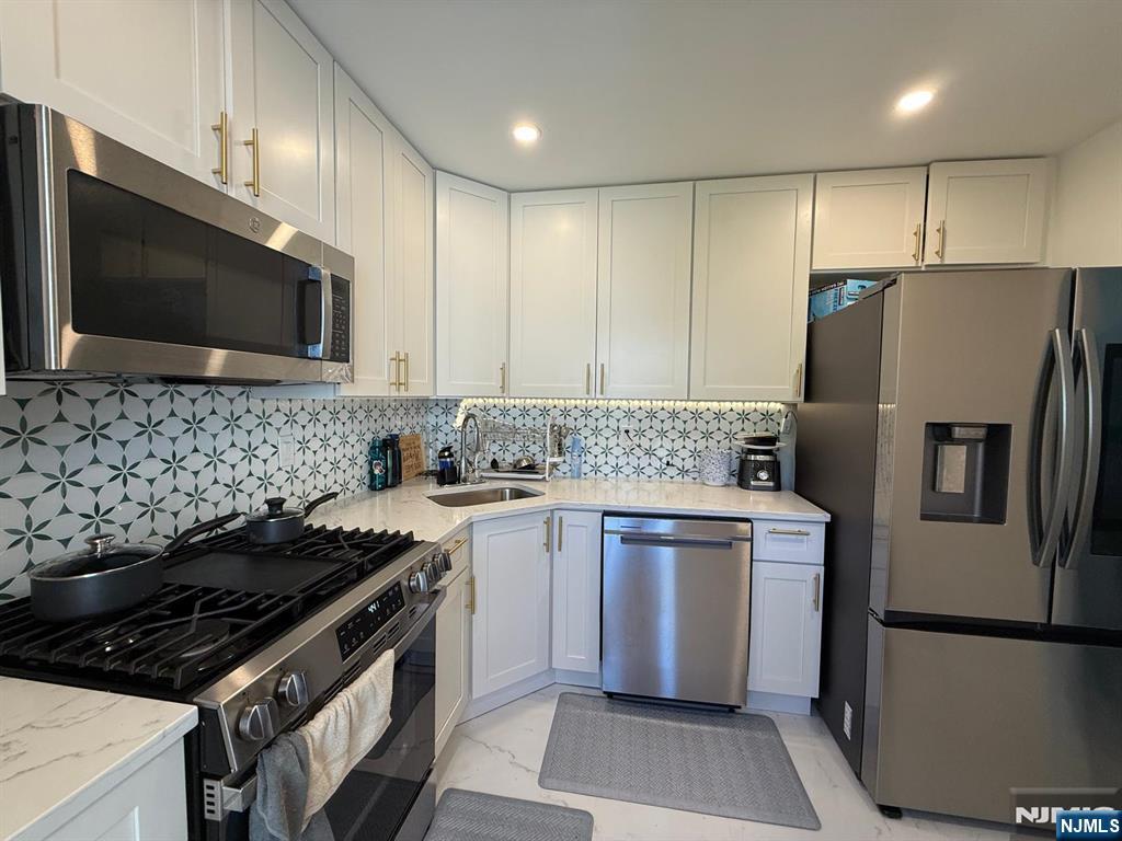 1254 Garrison Court