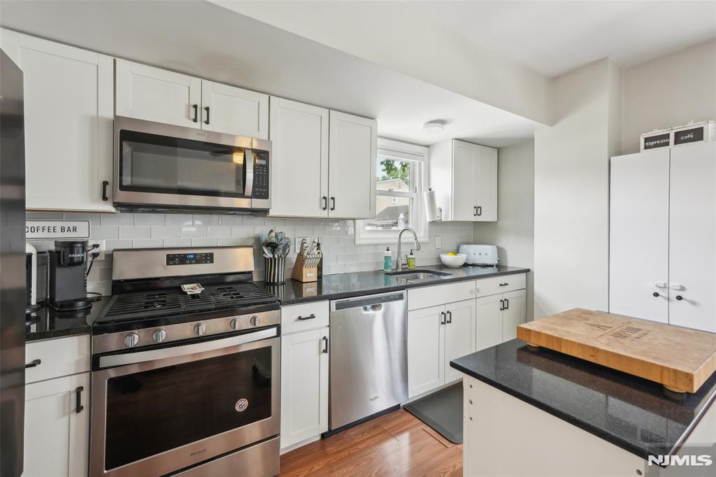 862 Lafayette Ave Extension