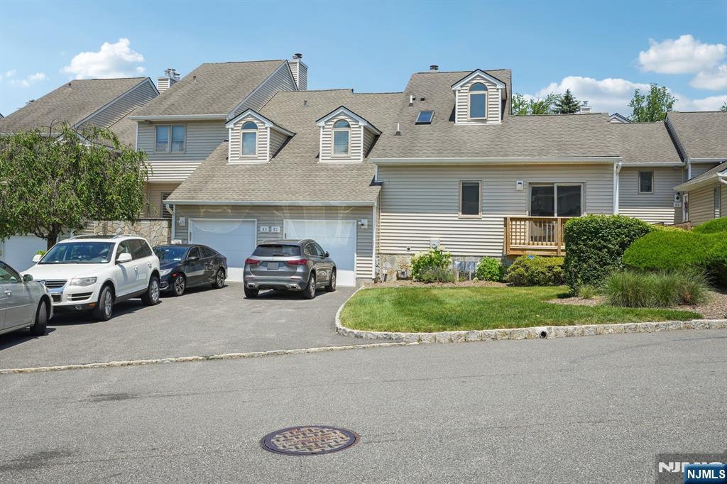 82 Davey Drive 106