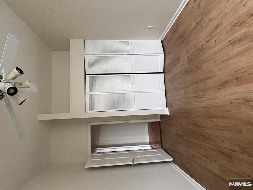 220 Main 202