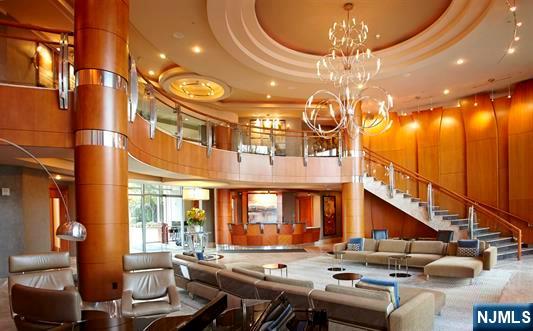 8100 River Road 1215