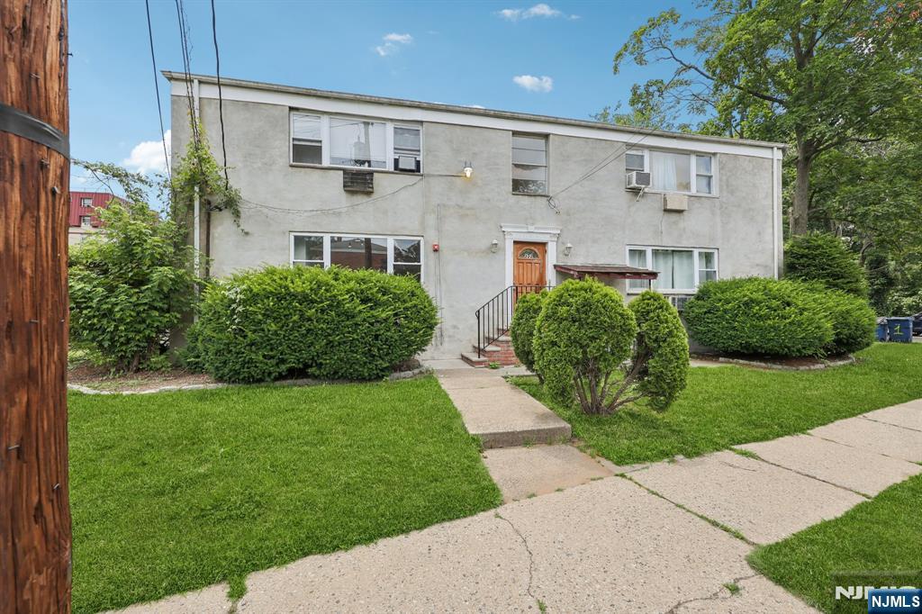 222 2nd Street 1