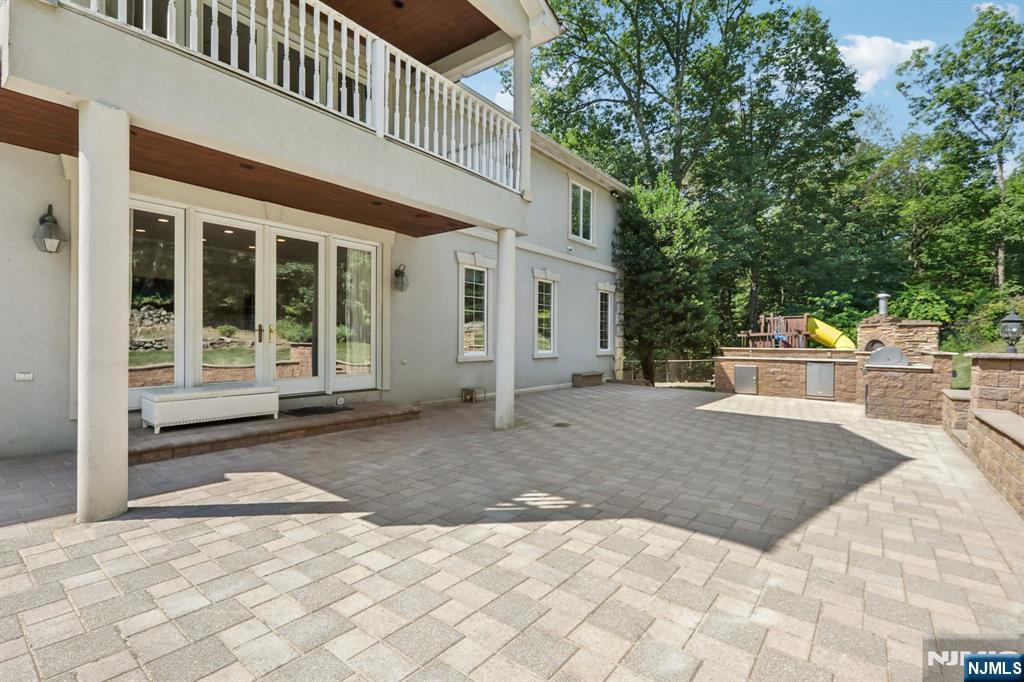 760 Smoke Hollow Trail