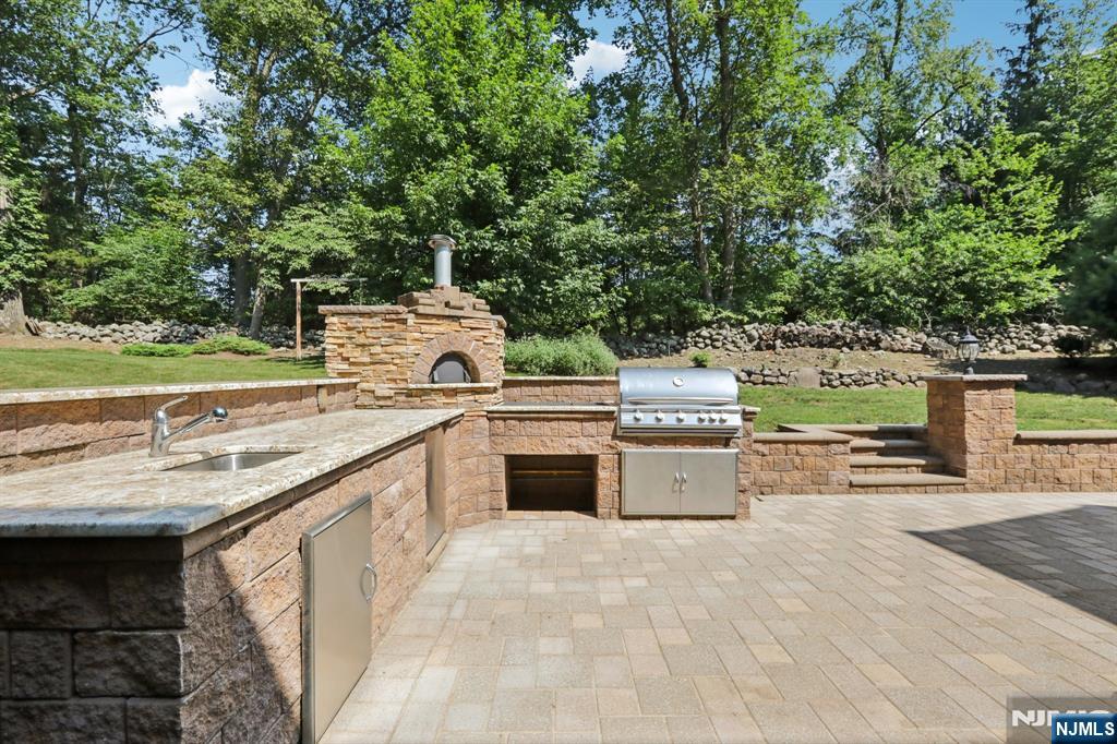 760 Smoke Hollow Trail