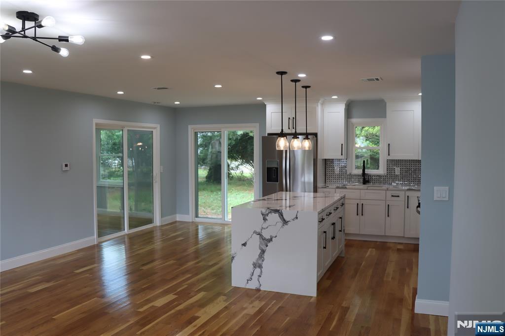 18 Bolingbroke Drive