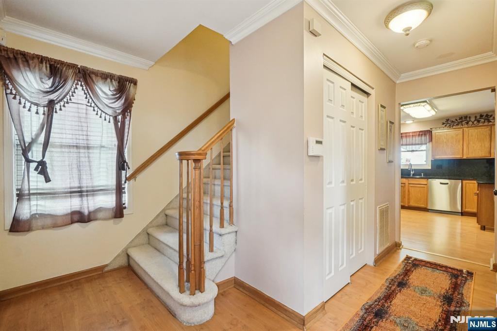 63 Macfarlan Avenue