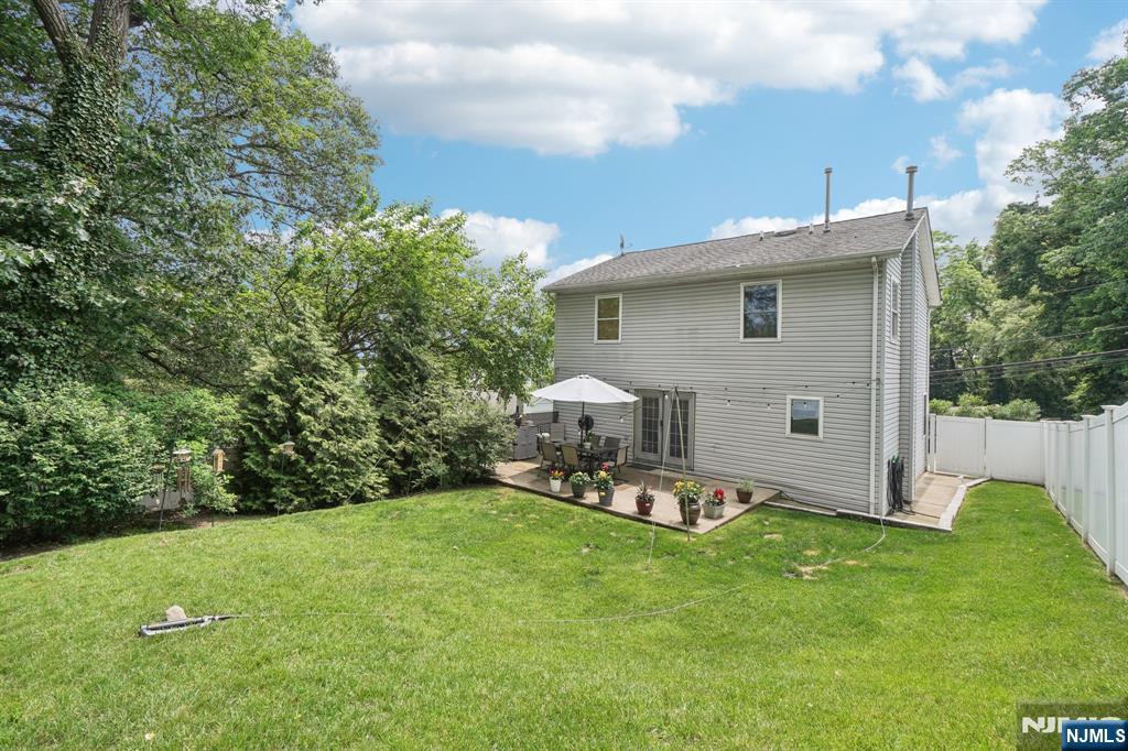 63 Macfarlan Avenue