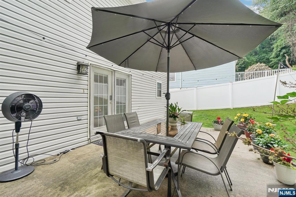 63 Macfarlan Avenue