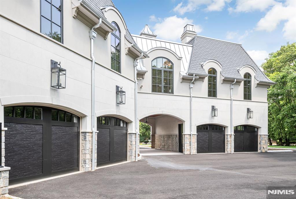 19 Rio Vista Drive