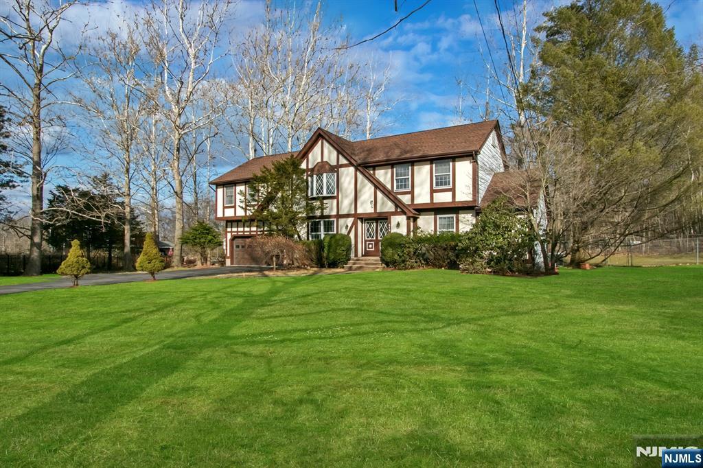 619 Osio Lane