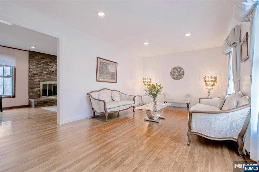 619 Osio Lane