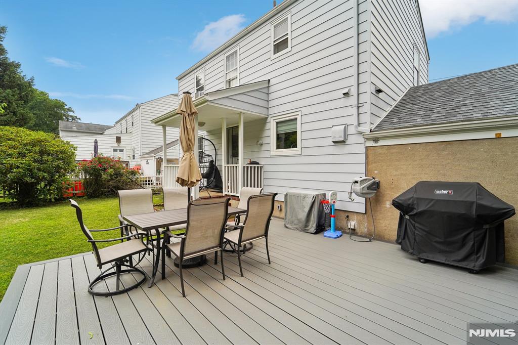 53 Hillcrest Drive