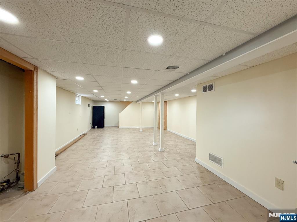 39-05 Knott Terrace