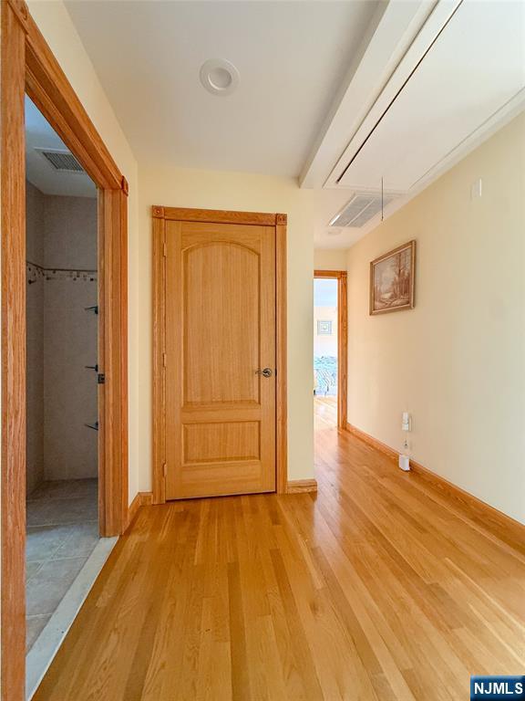 39-05 Knott Terrace