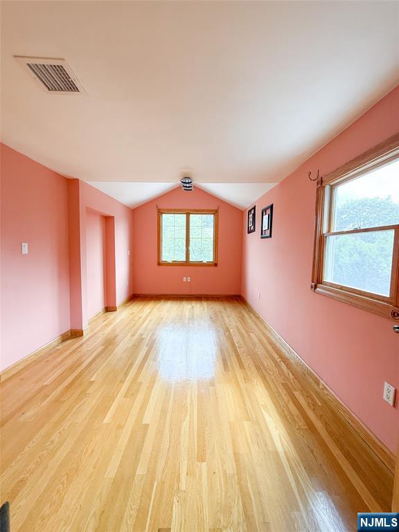 39-05 Knott Terrace