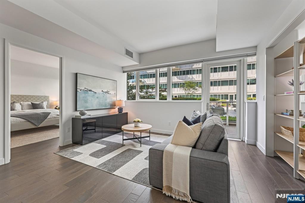800 Ave At Port Imperial 308
