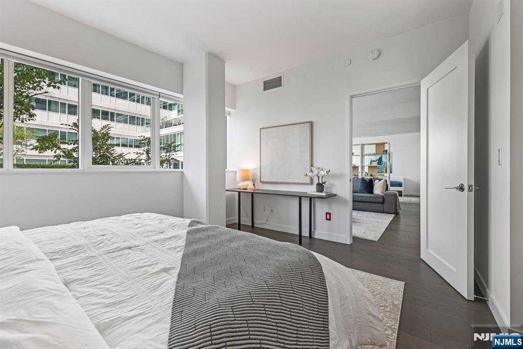 800 Ave At Port Imperial 308