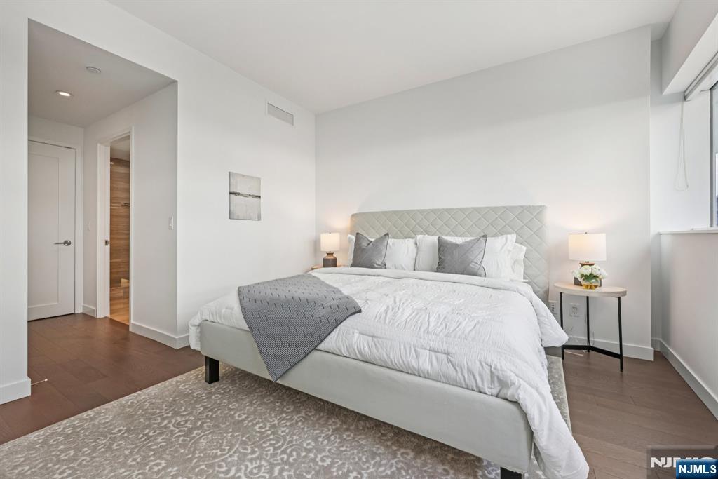 800 Ave At Port Imperial 308