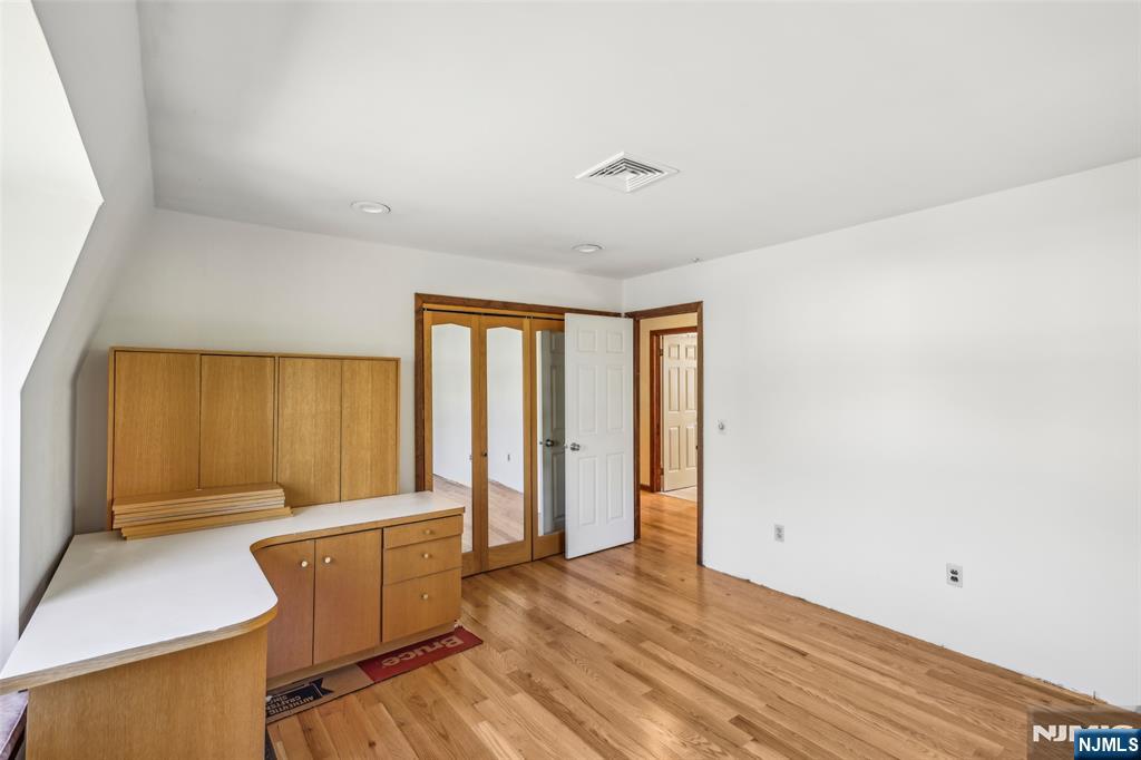 733 Rivenwood Road