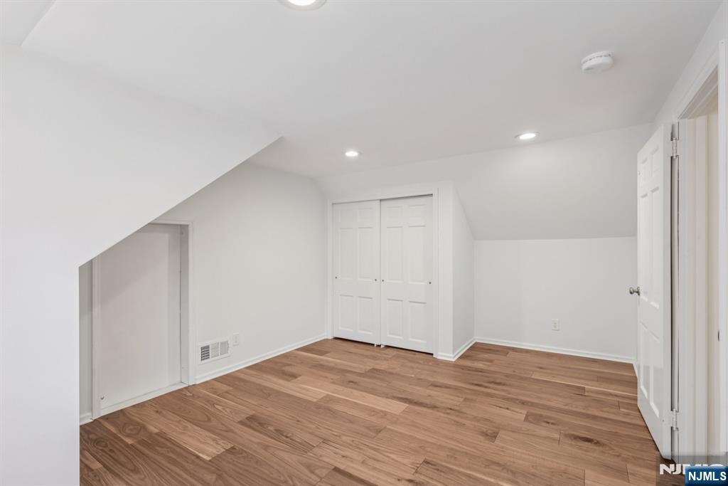 11 Lee Avenue