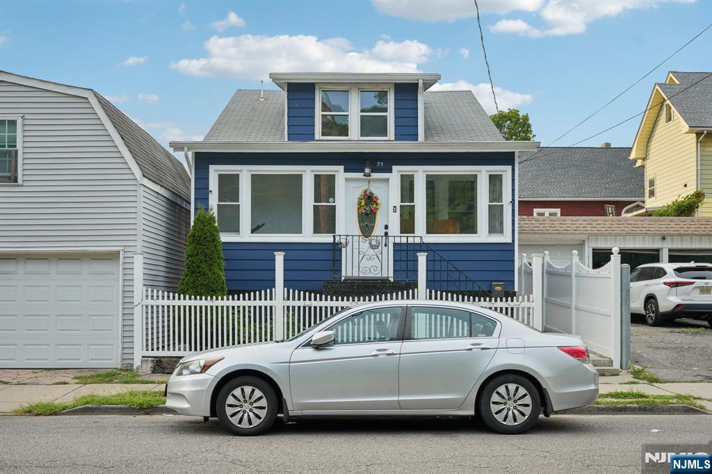 55 Hobart Place
