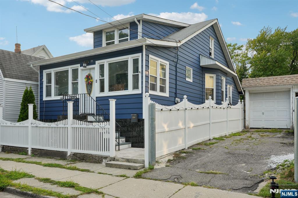 55 Hobart Place