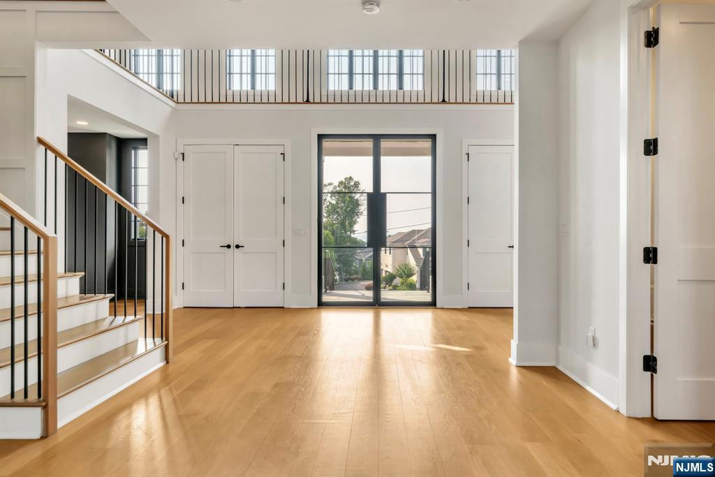 12 Hamilton Drive