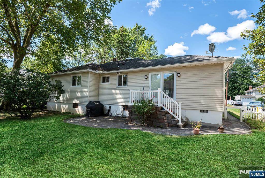 803 Plympton Street