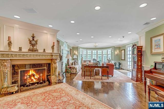 1055 High Mountain Road