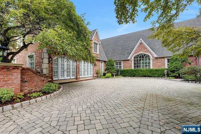 1055 High Mountain Road