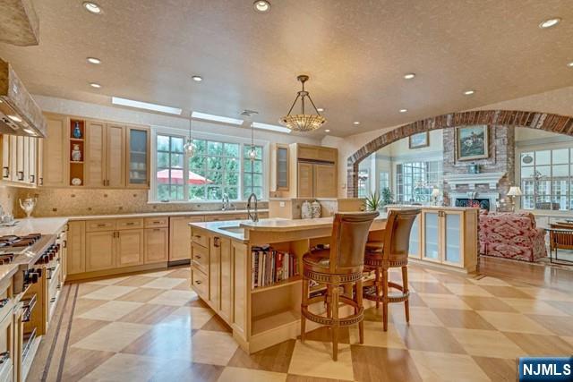 1055 High Mountain Road