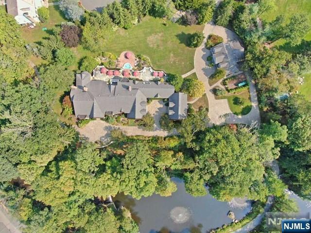 1055 High Mountain Road