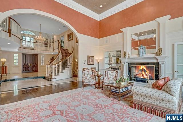 1055 High Mountain Road