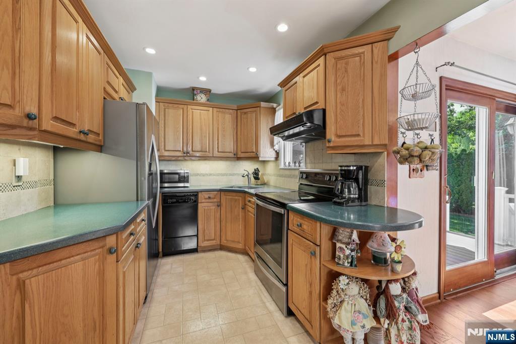 49 Knollwood Terrace