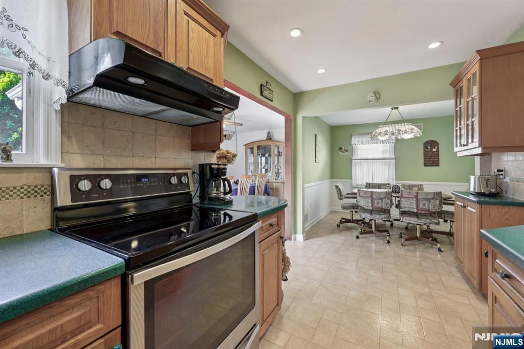 49 Knollwood Terrace