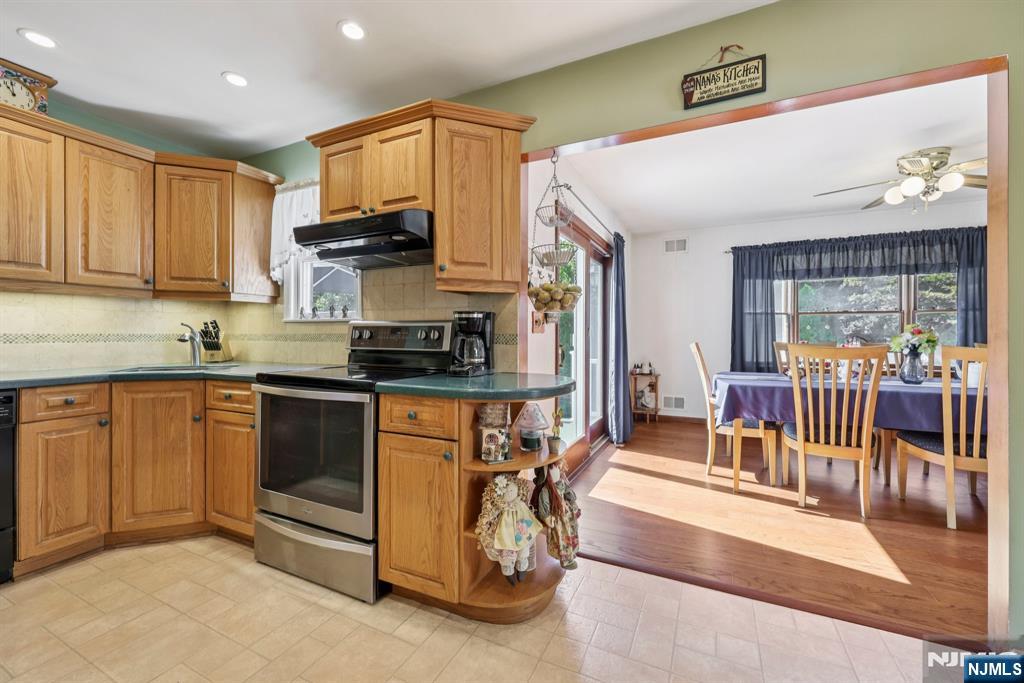 49 Knollwood Terrace