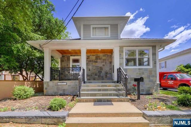 13-13 4th Street