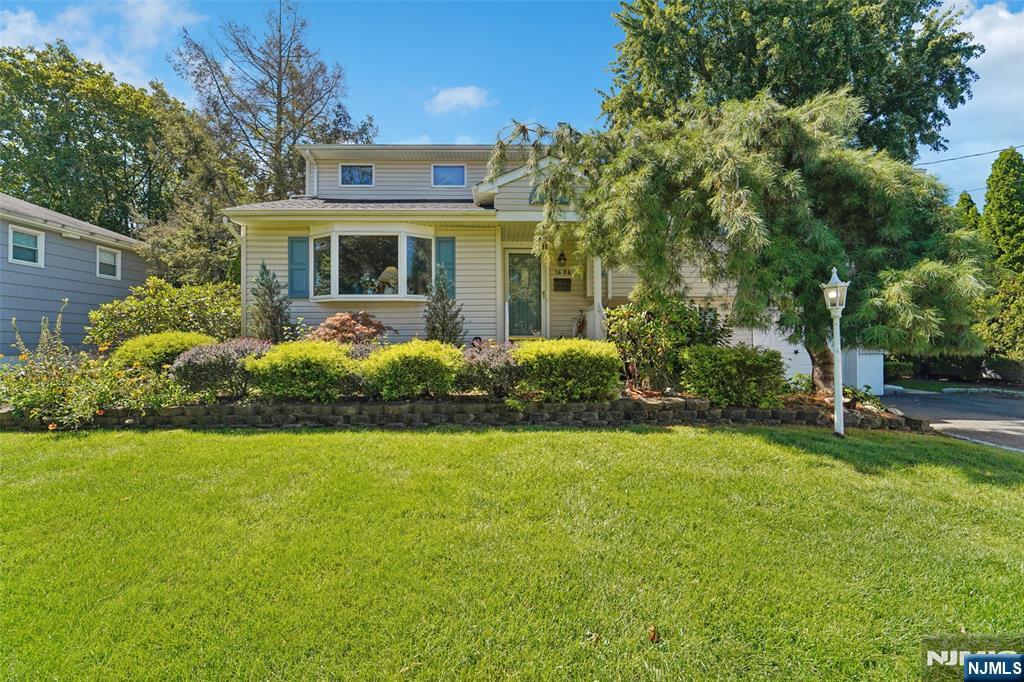 16-06 Lucena Drive