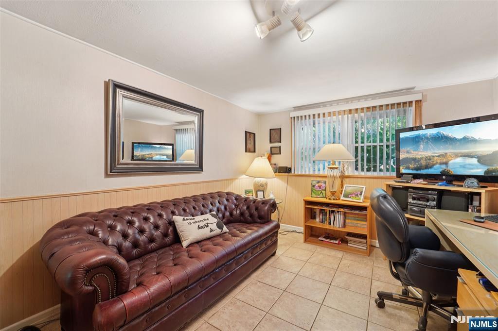 16-06 Lucena Drive