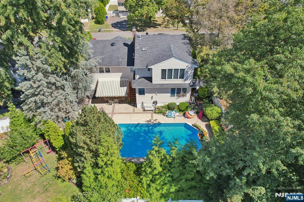 16-06 Lucena Drive
