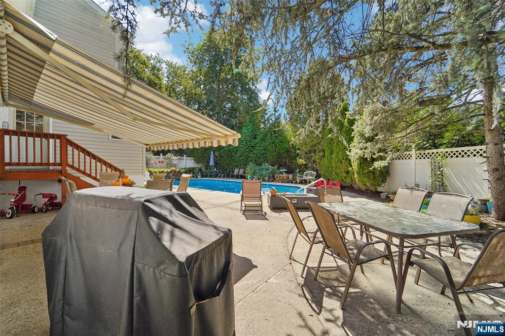 16-06 Lucena Drive