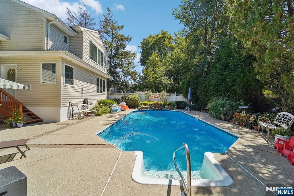 16-06 Lucena Drive