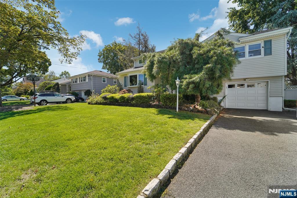 16-06 Lucena Drive