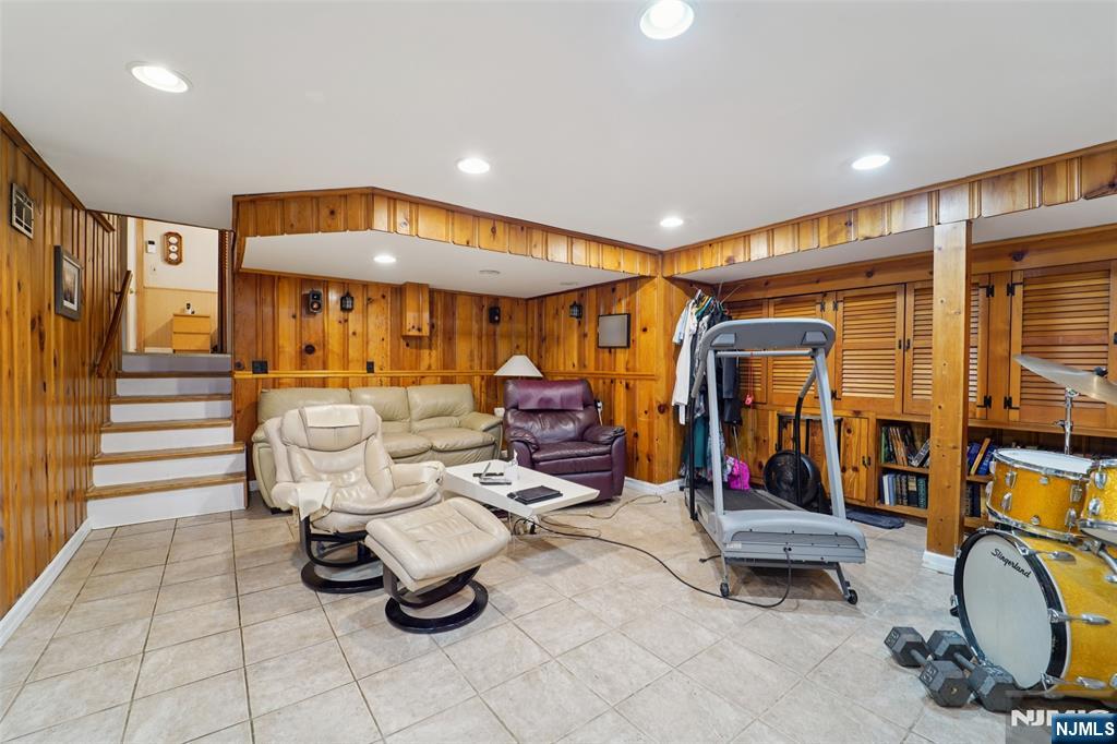 16-06 Lucena Drive