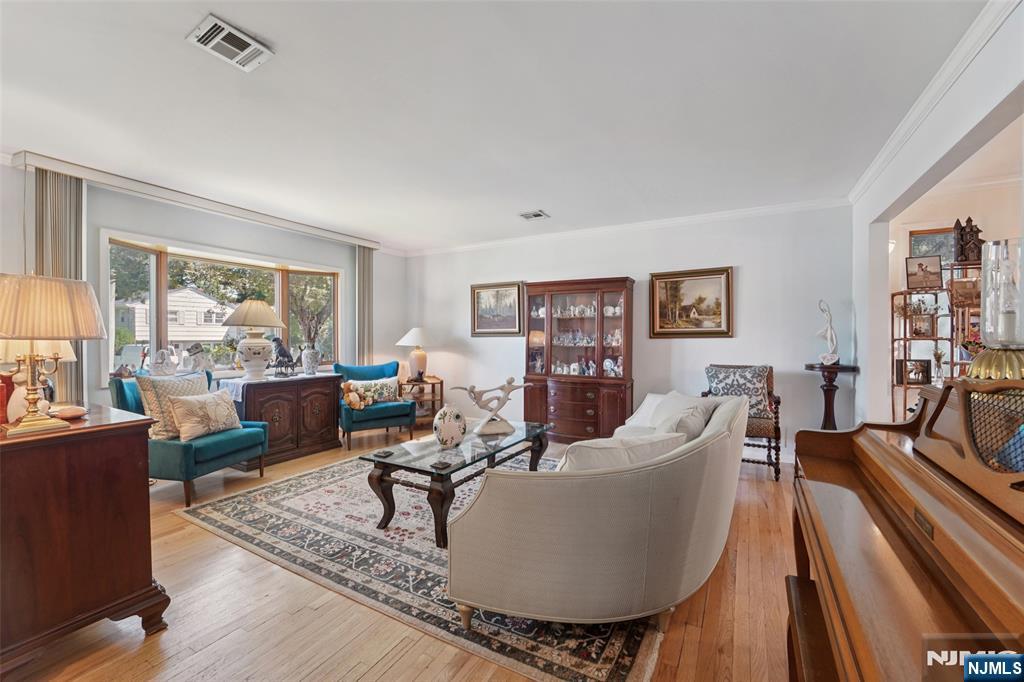 16-06 Lucena Drive