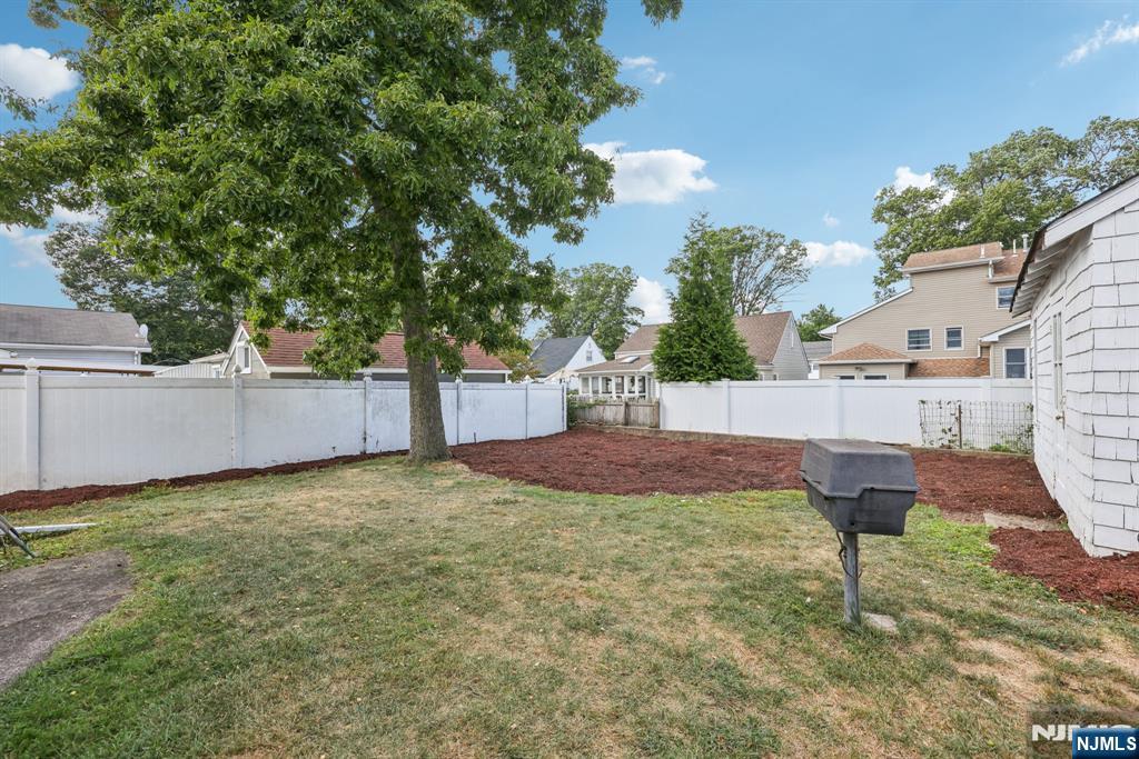 167 Vreeland Avenue