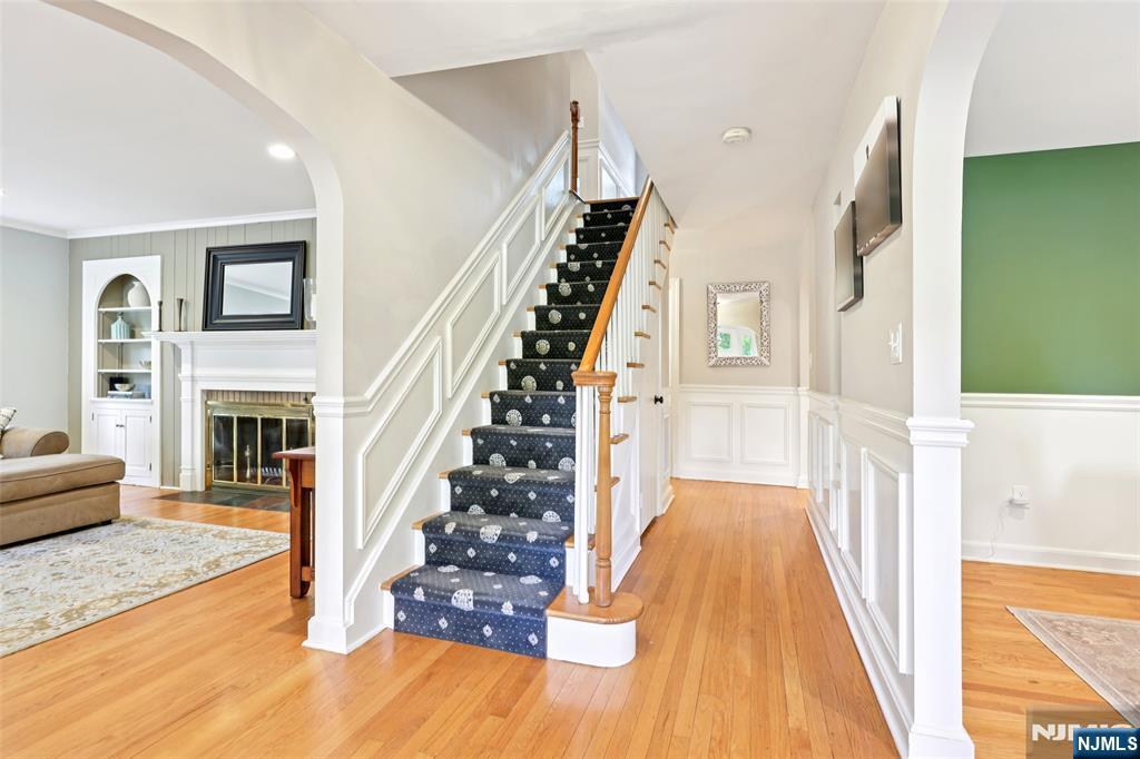 285 Brookside Avenue