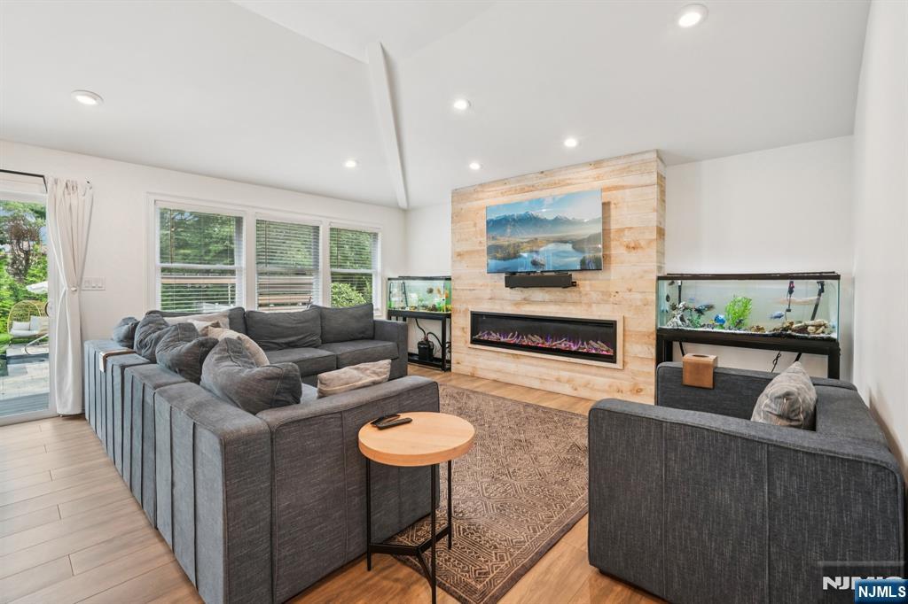 113 Country Lane