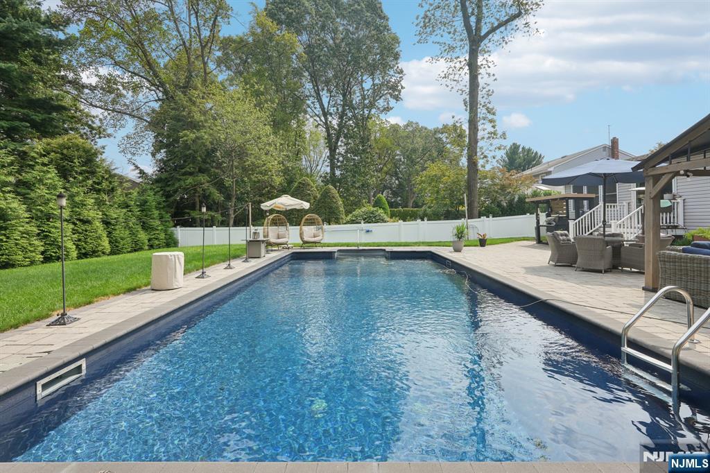 113 Country Lane