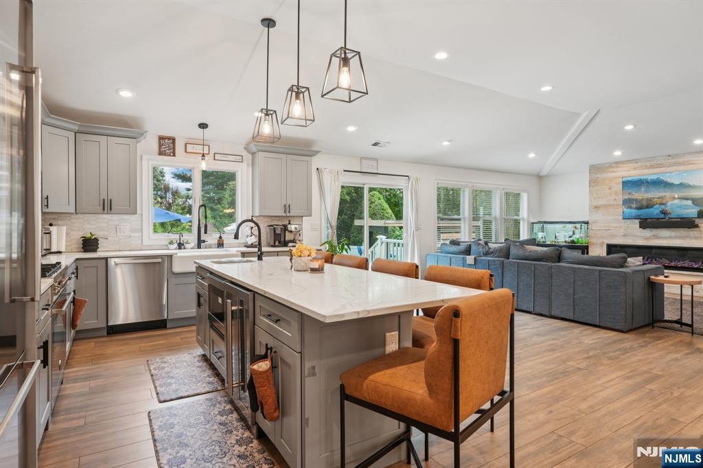 113 Country Lane
